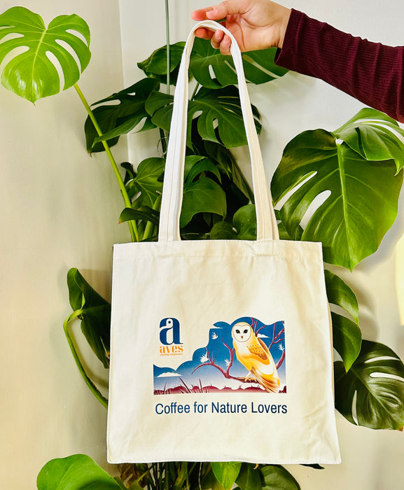 Aves Tote Bag