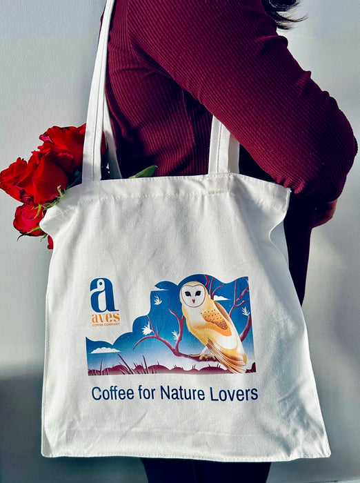 Aves Tote Bag